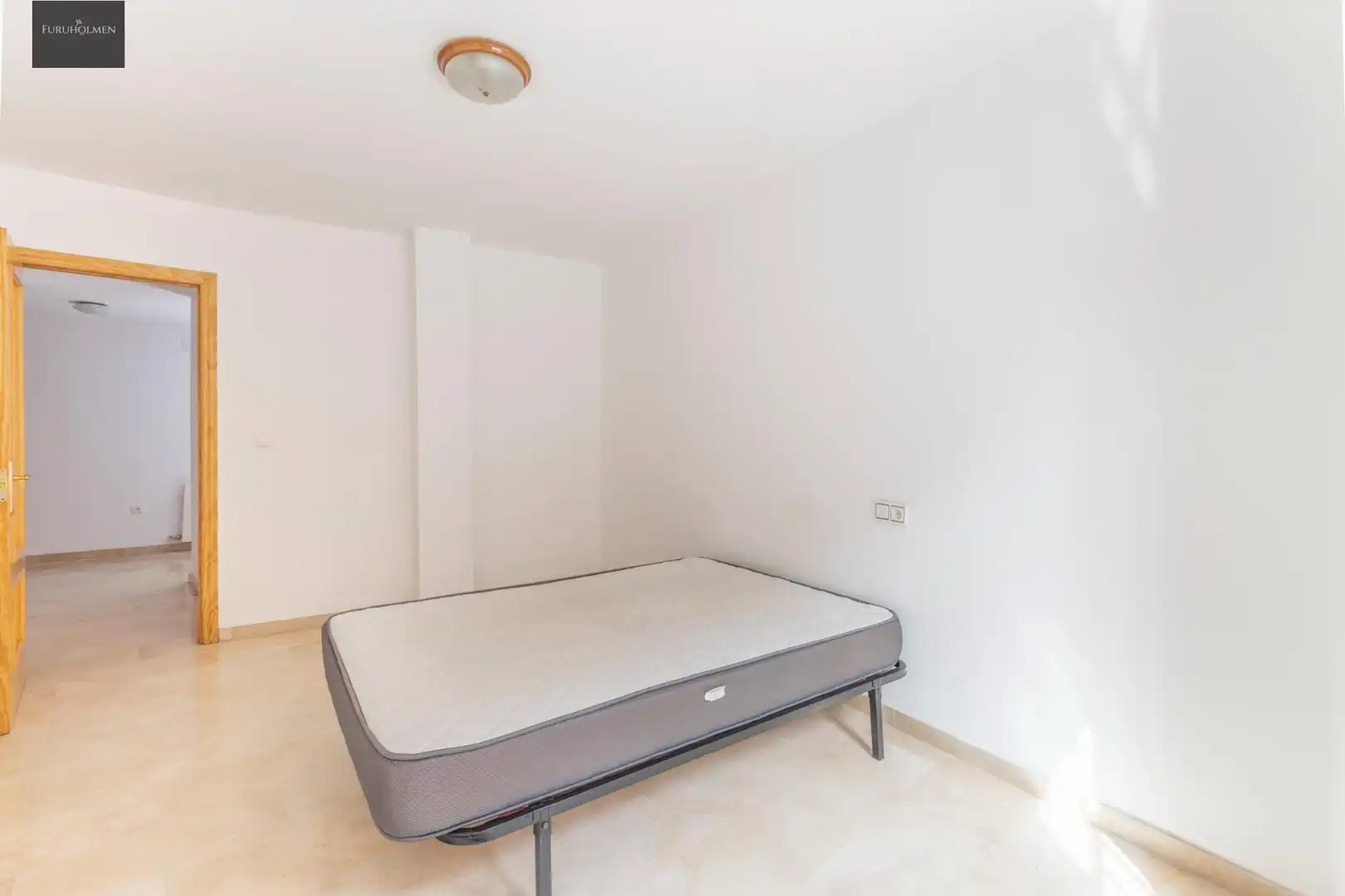 Dormitori de Casa adosada en venda en Monachil amb Aire condicionat, Calefacció i Terrassa
