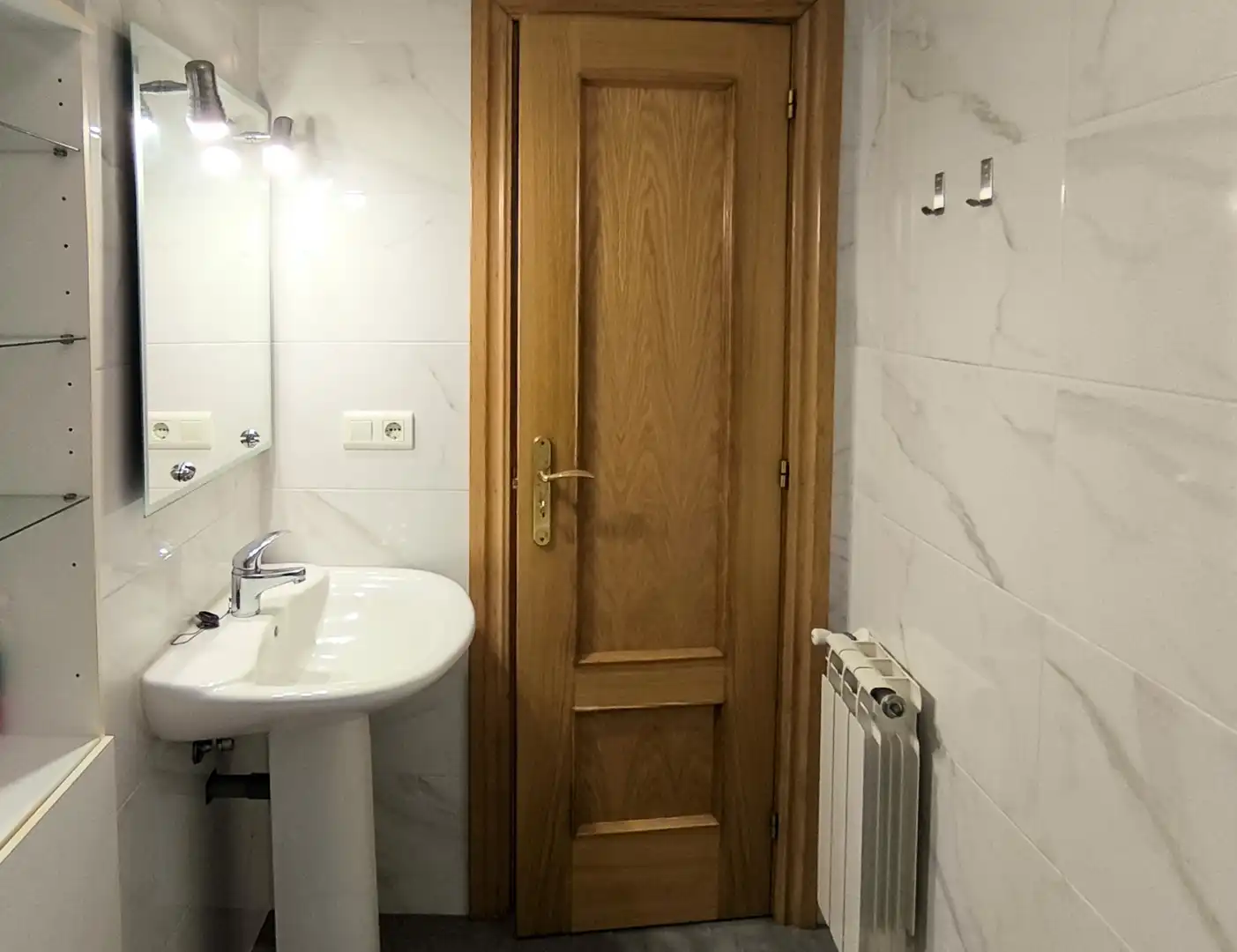 Bathroom of Flat for sale in Miengo  with Heating and Terrace