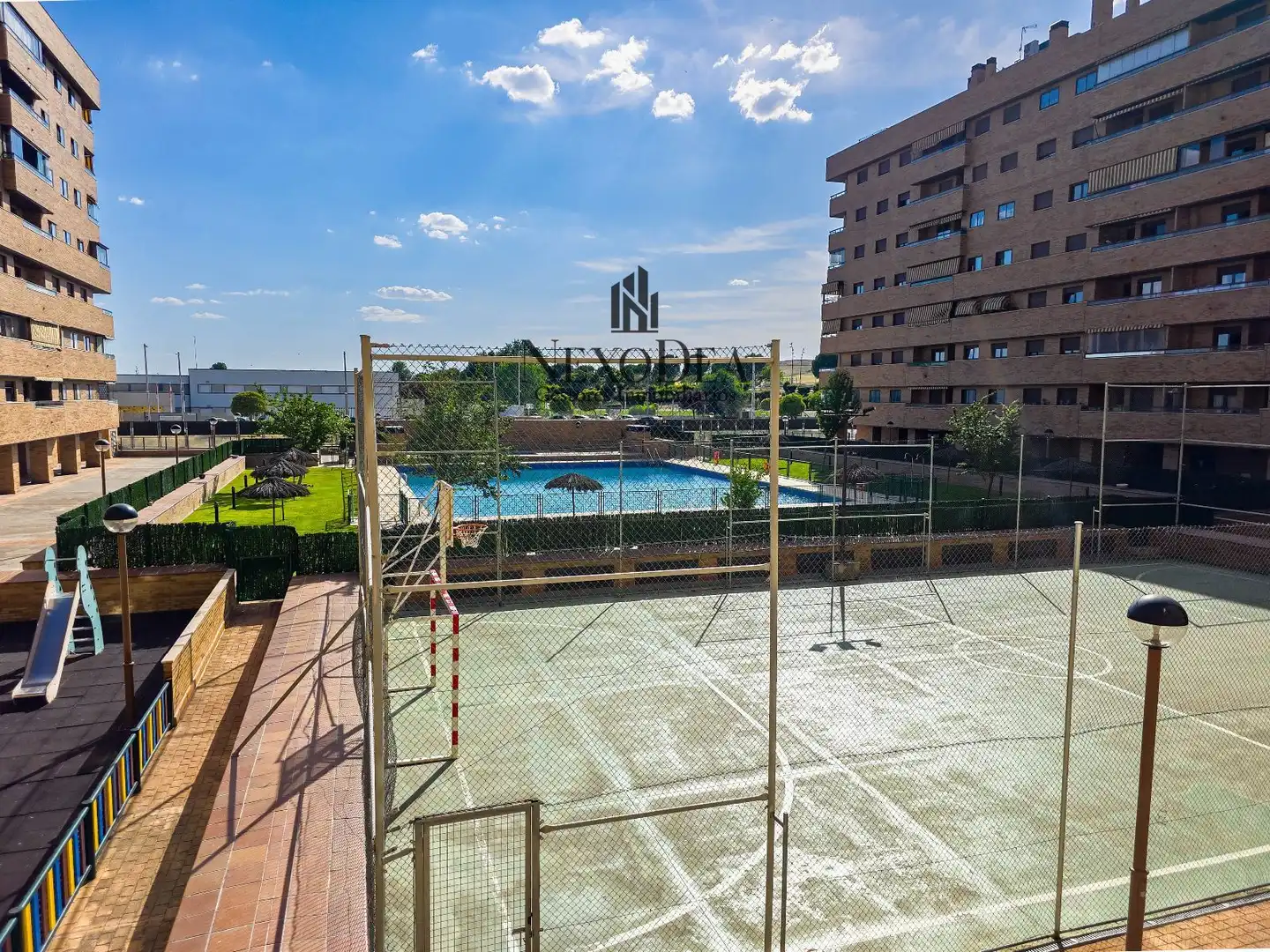 Piscina de Pis en venda en Seseña amb Aire condicionat, Terrassa i Traster