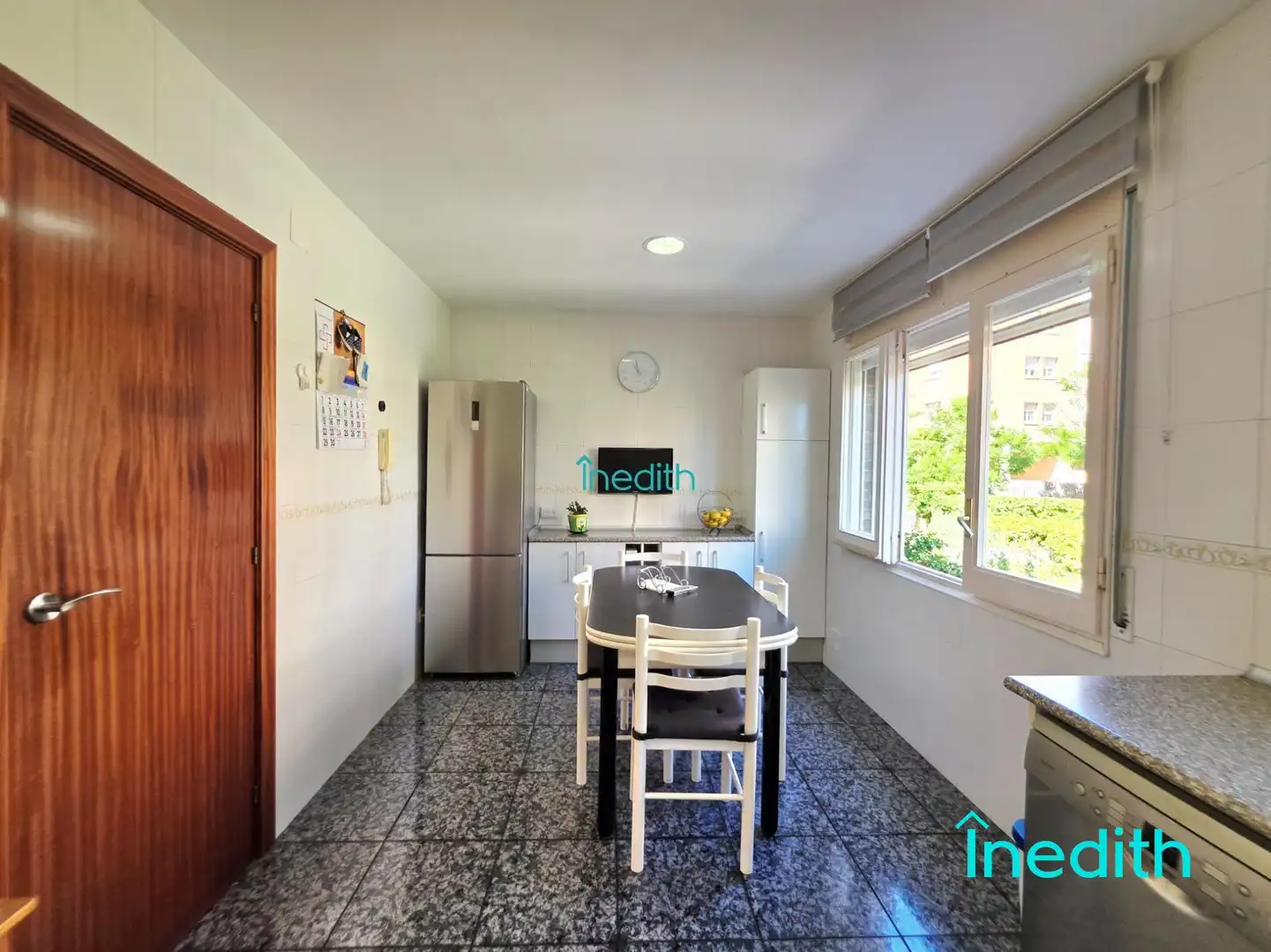 Cocina de Casa o chalet en venta en Viladecans con Calefacción, Jardín privado y Terraza