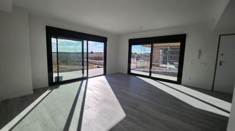 Photo 2 of Single-family semi-detached for sale in Calle de Pinar de Abantos, 186, Villalbilla pueblo, Madrid