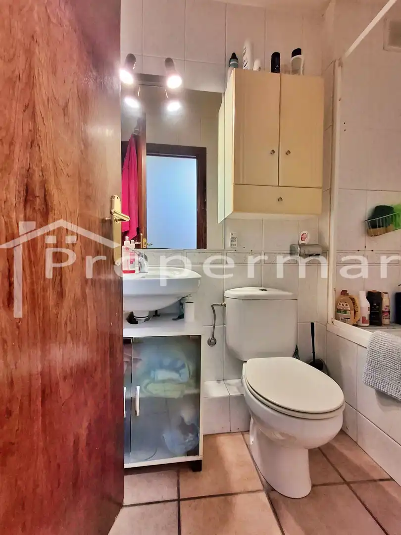 Badezimmer von Wohnung zum Verkauf in La Roca del Vallès mit Heizung