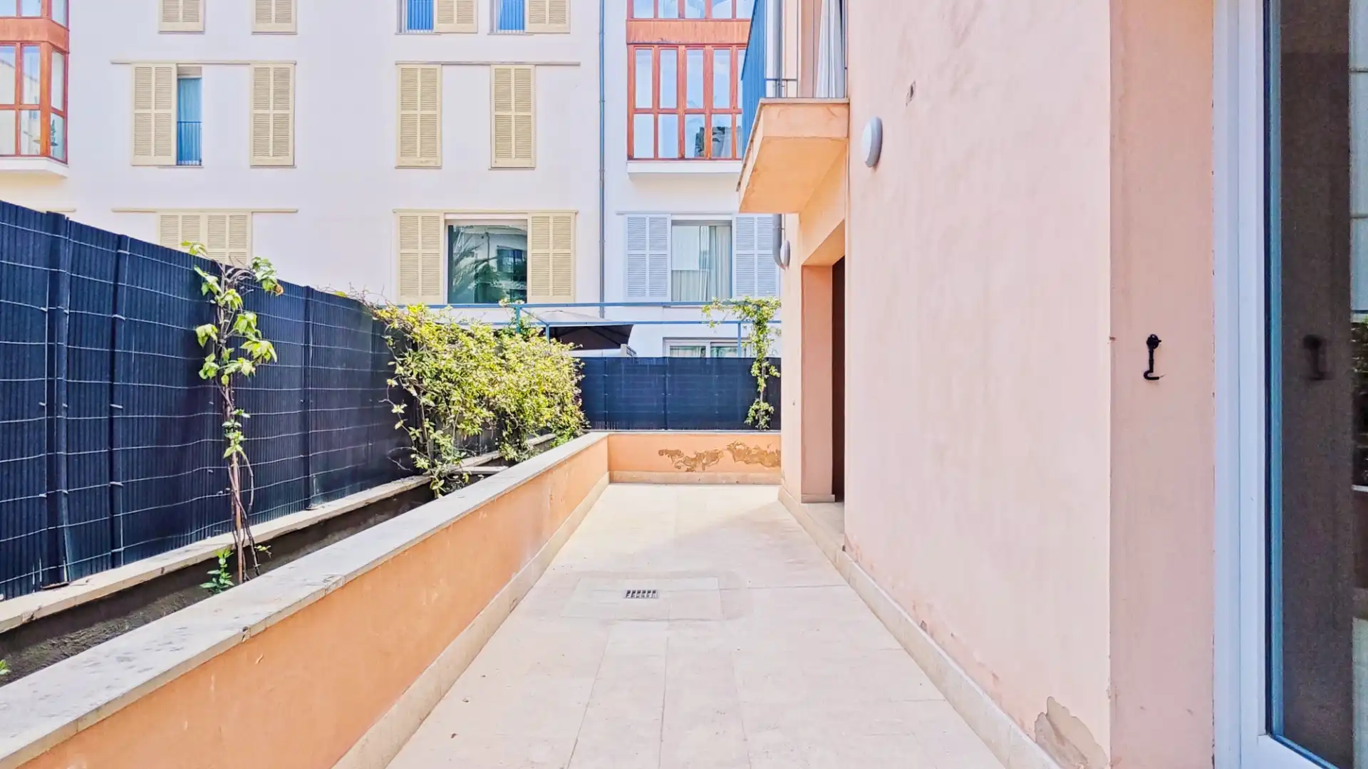 Terrasse von Erdgeschoss zur Miete in  Palma de Mallorca mit Klimaanlage, Heizung und Parkett