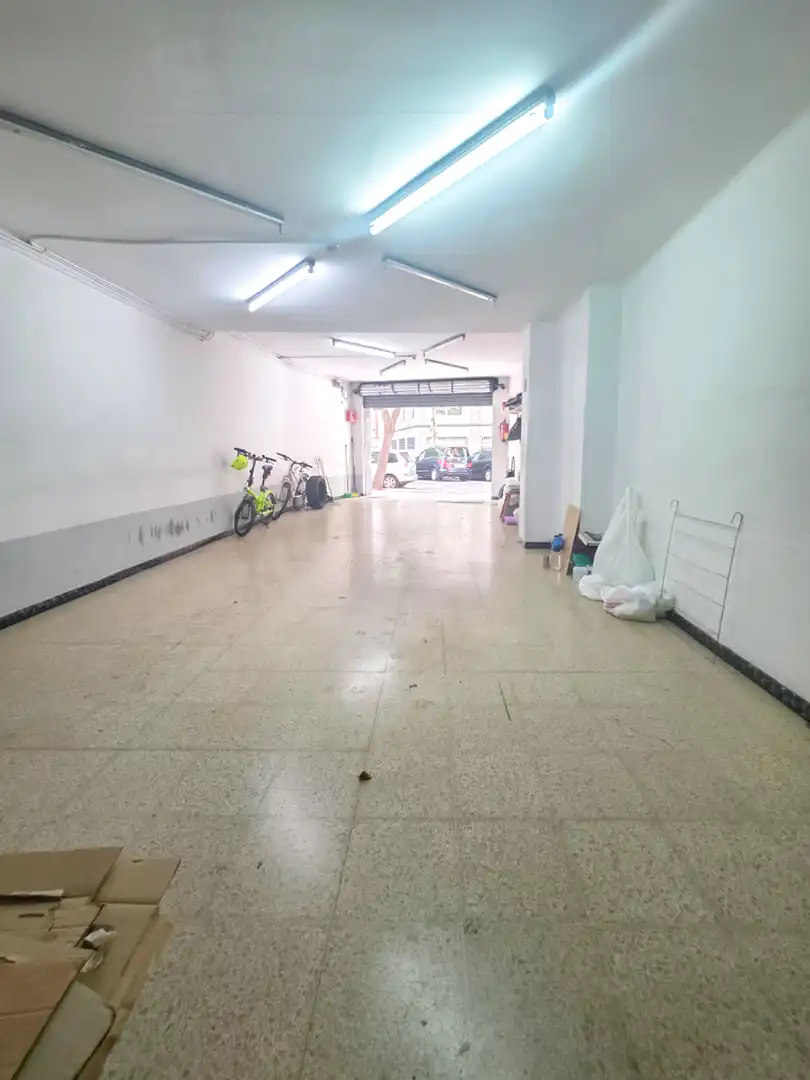 Geschaftsraum zur Miete in Barcelona mit Möbliert