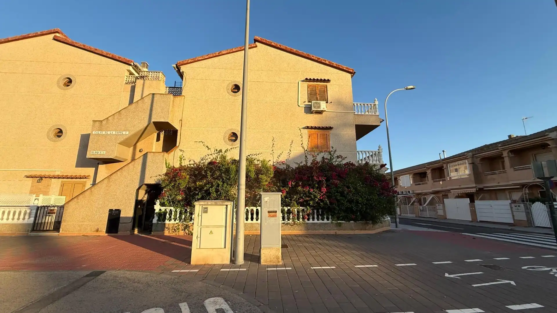 Vista exterior de Apartamento en venta en Pilar de la Horadada con Terraza
