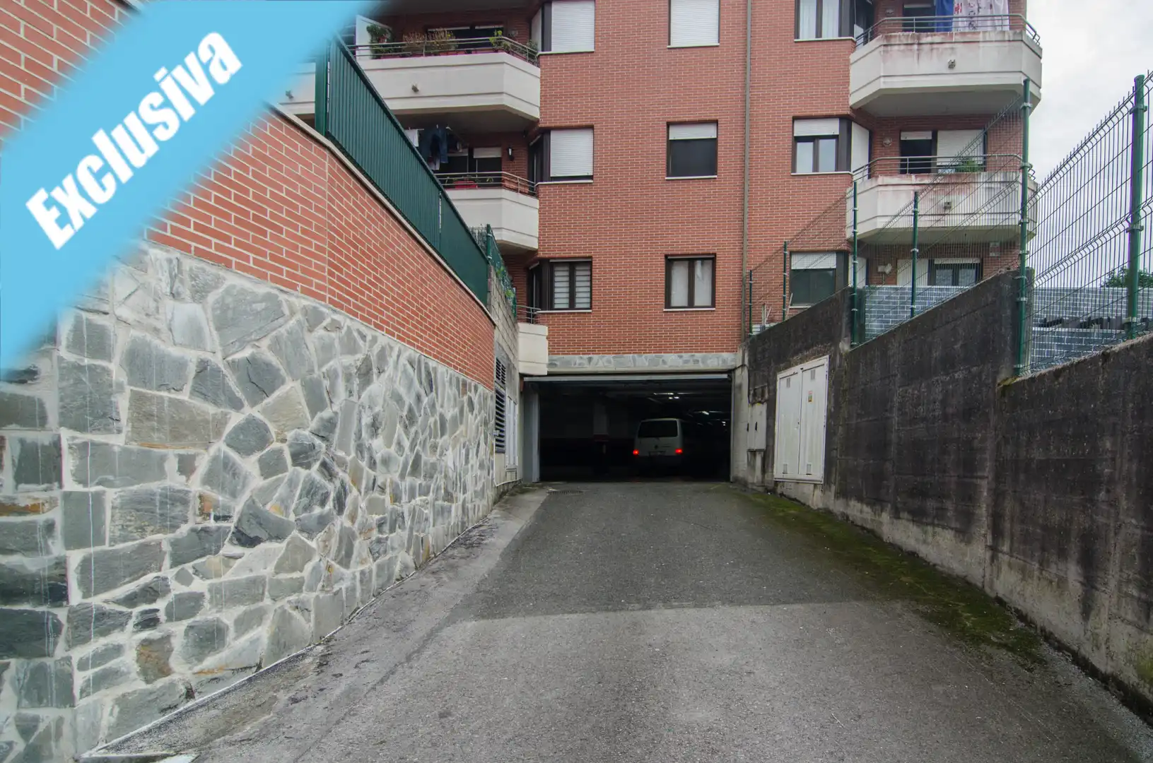 Vista exterior de Piso en venta en Limpias con Calefacción, Terraza y Trastero