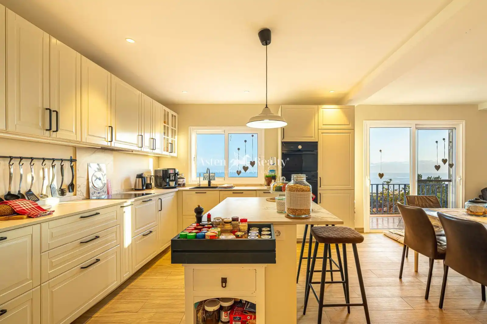 Cocina de Casa o chalet en venta en Santiago del Teide con Aire acondicionado, Calefacción y Piscina