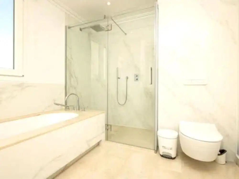 Bathroom of Apartments for rent in Benahavís  with Air Conditioner, Terrace and Swimming Pool