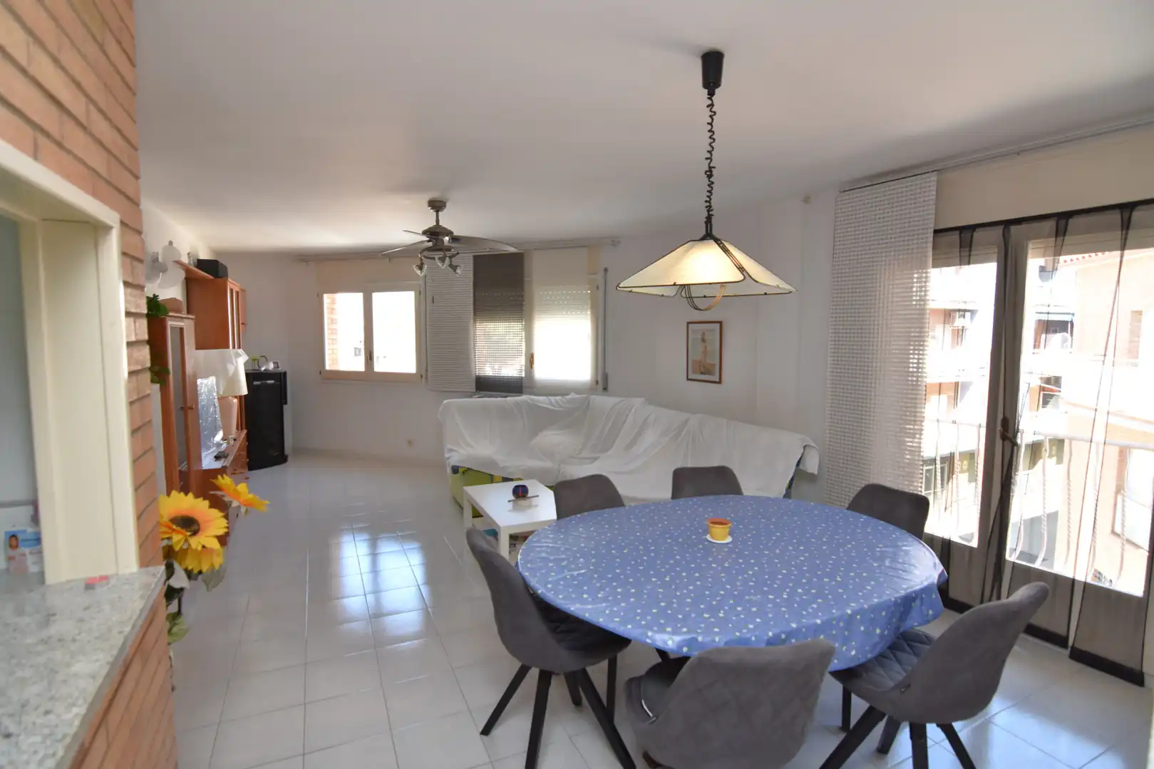Flat with terrace for sale in Carrer Anselm Clavé, imagen 2