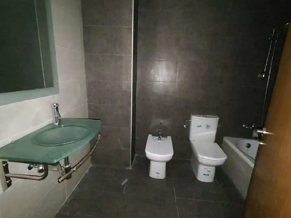 Badezimmer von Gebäude zum Verkauf in Balenyà