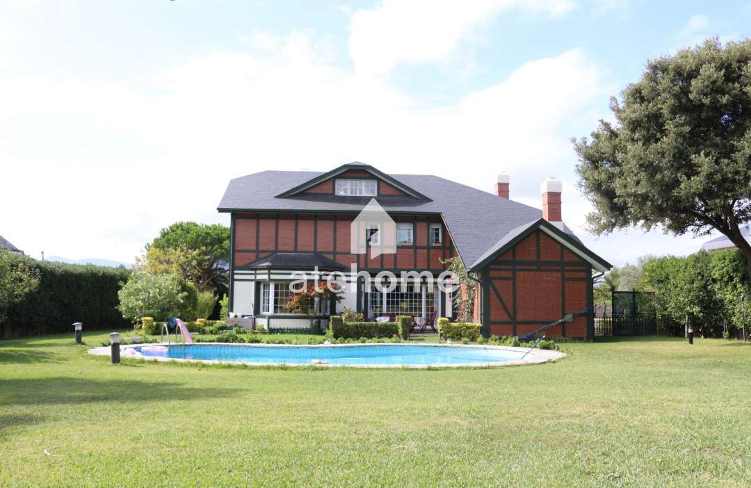 Vista exterior de Casa o chalet en venta en Getxo  con Calefacción, Jardín privado y Trastero