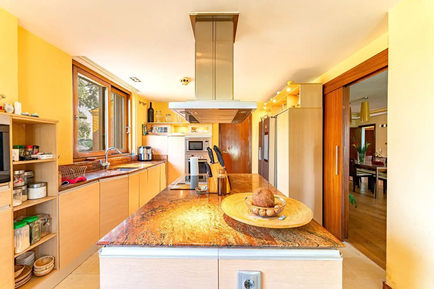 Cocina de Casa o chalet en venta en Nuevo Baztán con Aire acondicionado, Jardín privado y Terraza