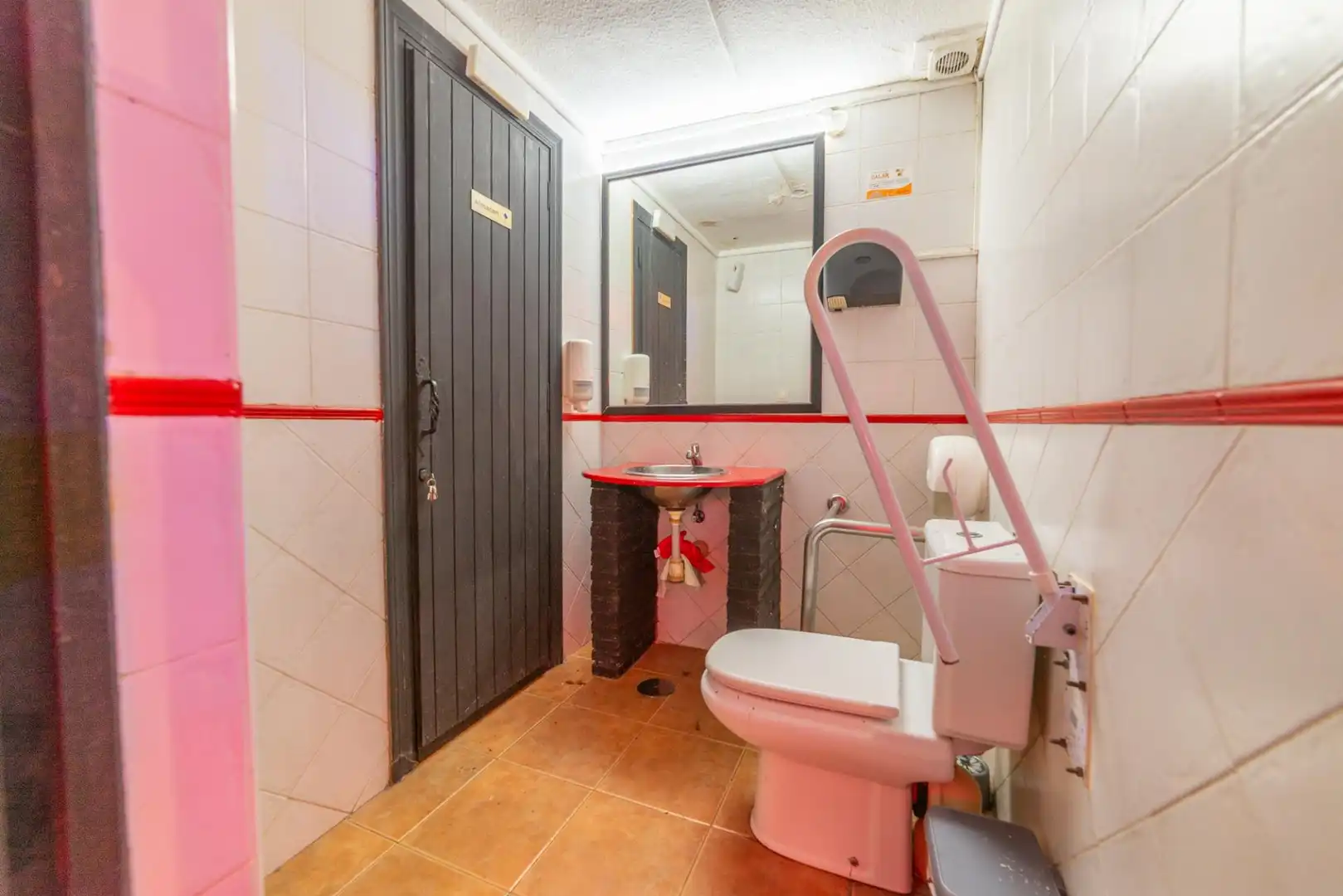 Badezimmer von Geschaftsraum zum Verkauf in Santiago de la Ribera