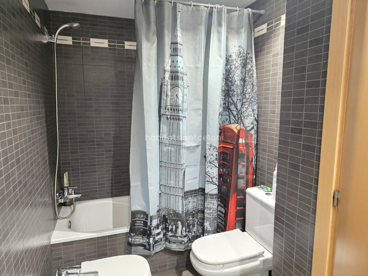 Bathroom of Flat for sale in Granollers  with Heating, Parquet flooring and Furnished