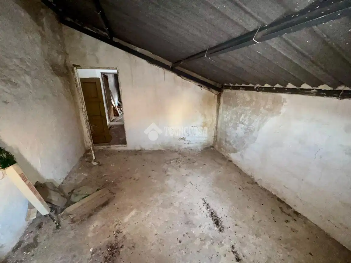 Casa aparellada amb terrassa en venda a C. Carmen, imagen 22
