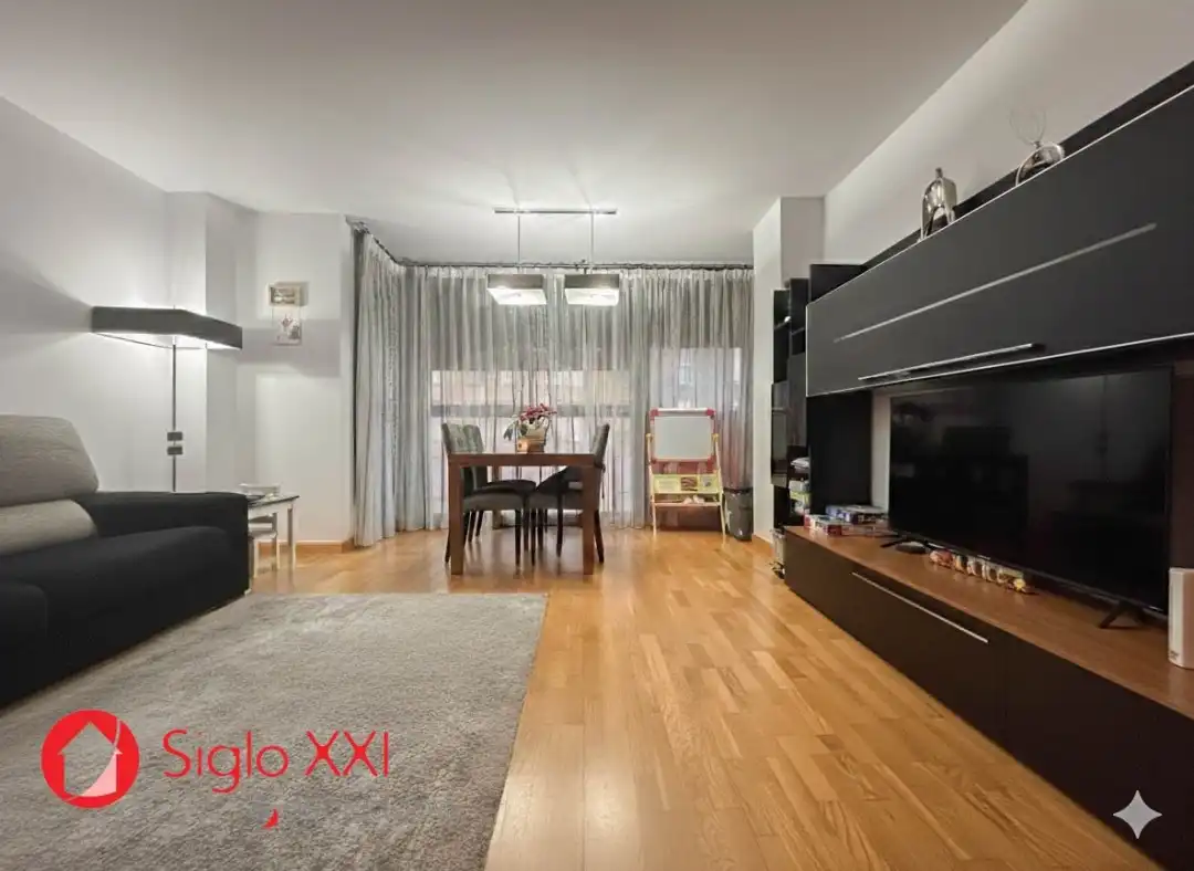 Flat with lift for sale in El Pilar, imagen 3