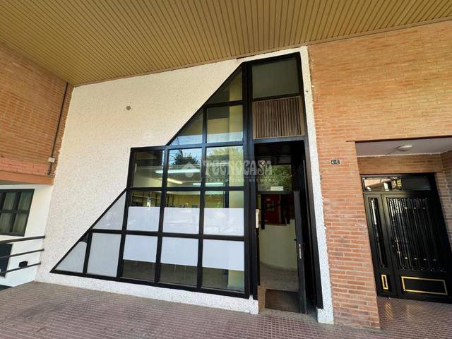 Local comercial en Alquiler en Constitución - Balconcillo