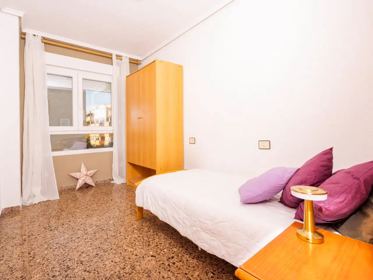 Habitación de Piso en venta en Sagunto / Sagunt con Terraza
