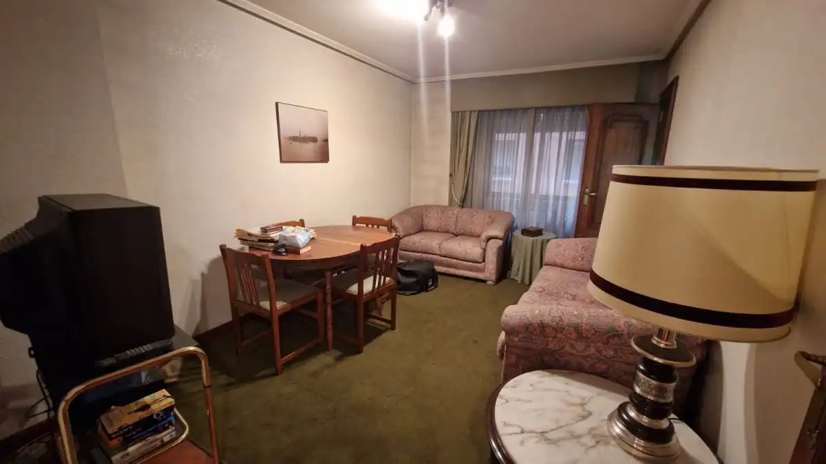 Sala de estar de Piso en venta en León Capital  con Calefacción, Parquet y Terraza