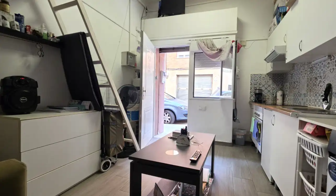 Cuina de Estudi en venda en  Barcelona Capital amb Moblat i Rentadora