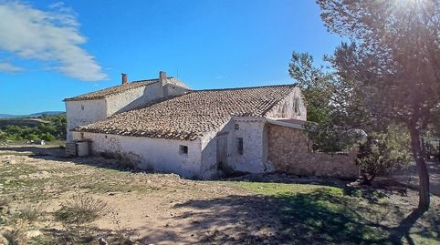 Foto 3 de Finca rústica en venta en Caudete, Albacete