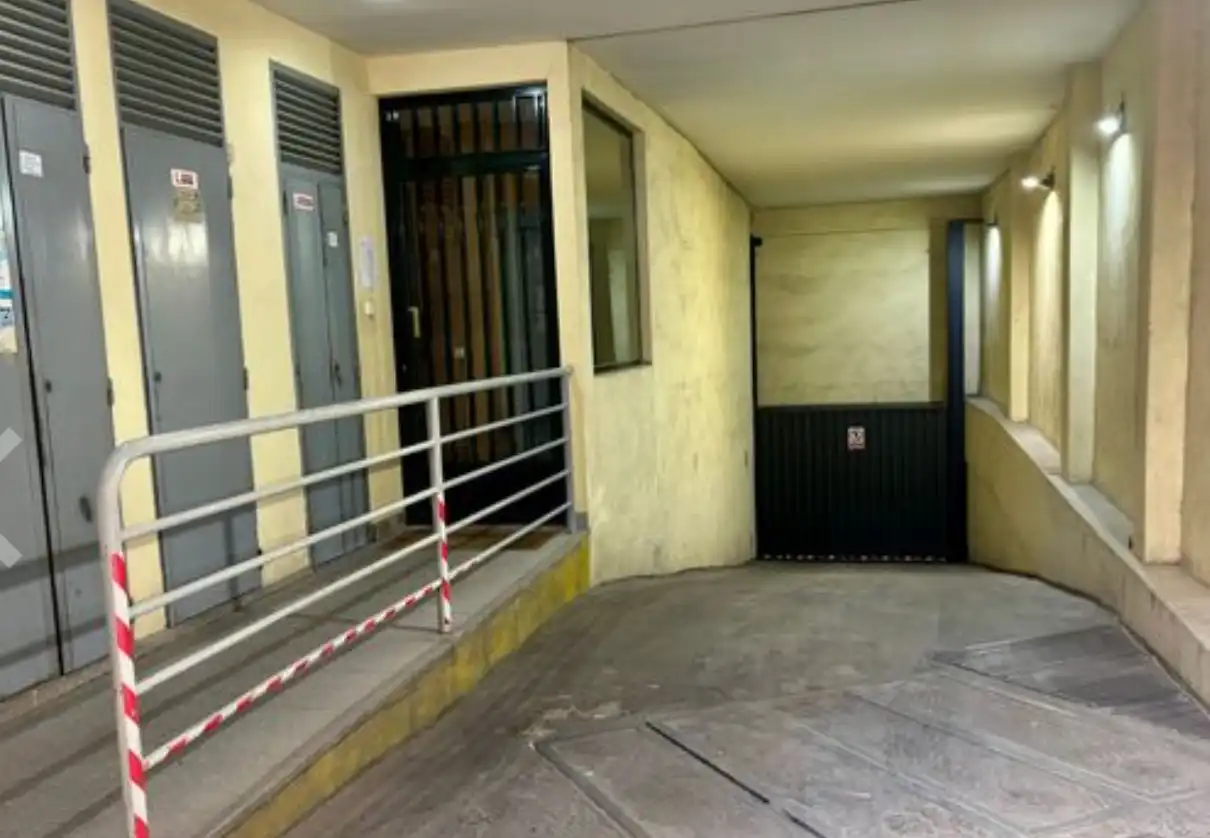 Individual amb ascensor en venda a Calle de la Cruz 19, imagen 8