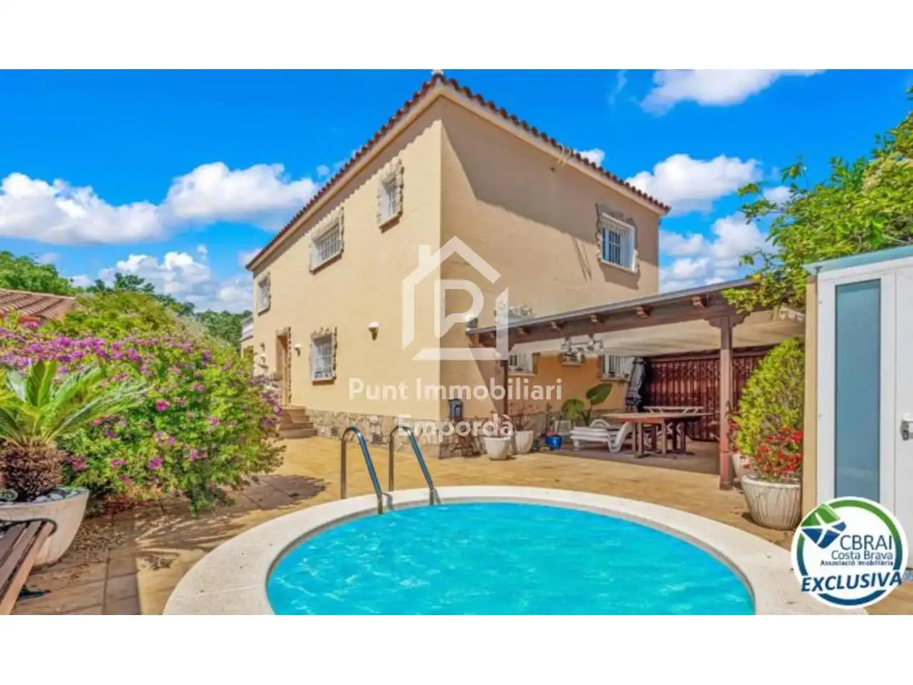 Casa con piscina in vendita a Calle del mas nou