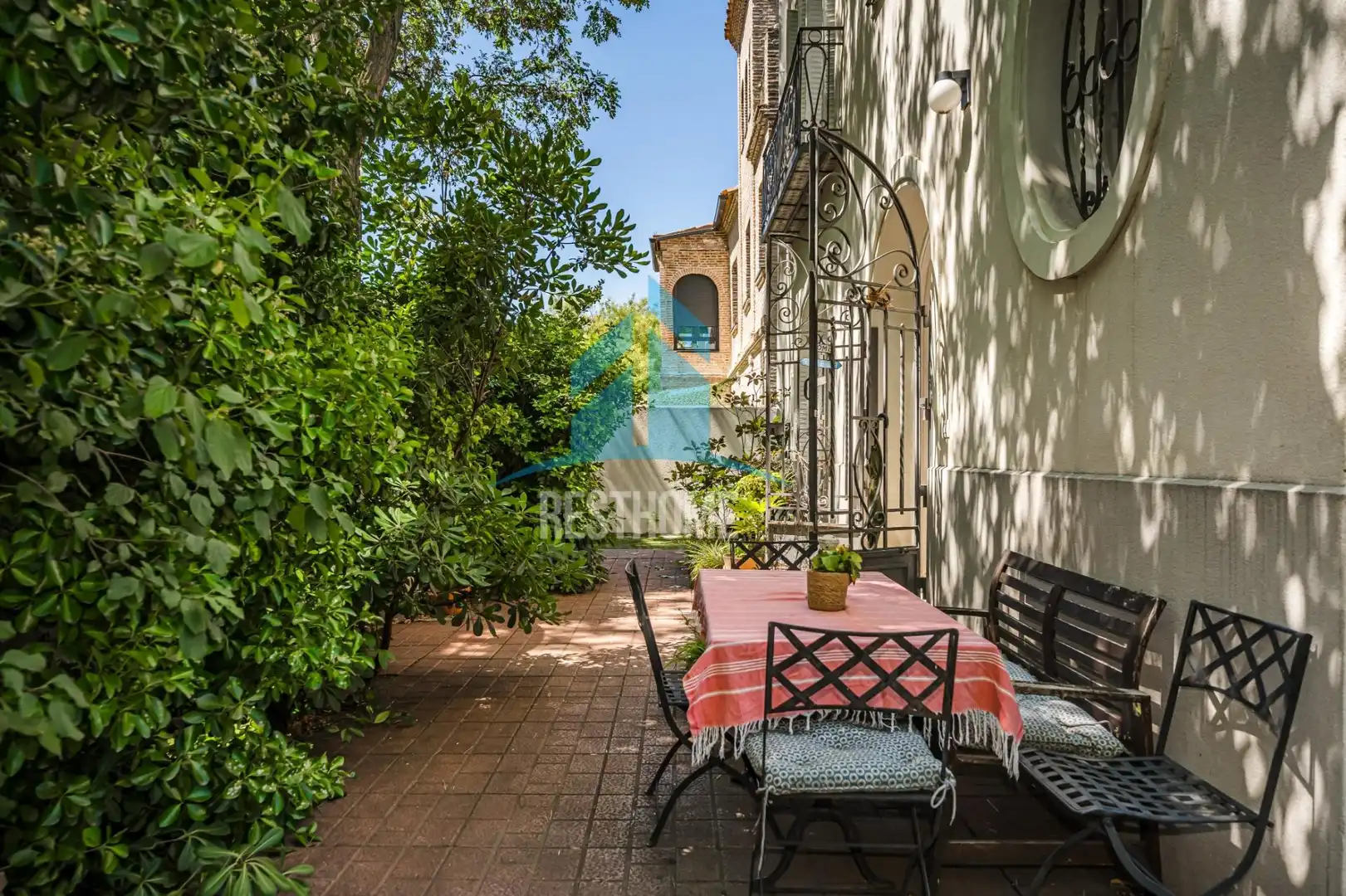 Terraza de Casa o chalet en venta en Madrid con Calefacción, Jardín privado y Parquet