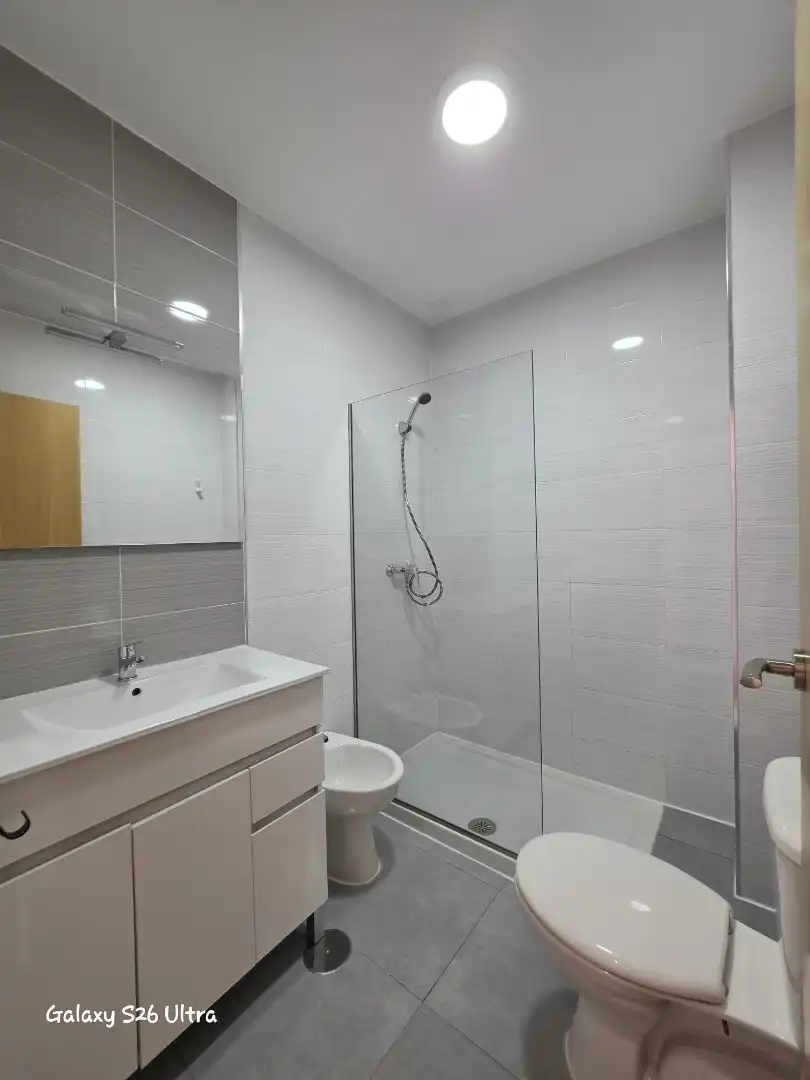 Baño de Piso de alquiler en San Pedro del Pinatar con Amueblado