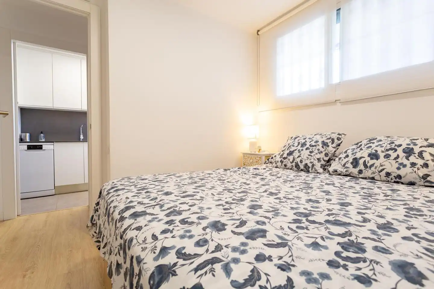 Bedroom of Flat for rent in Bilbao   with Air Conditioner, Terrace and Furnished