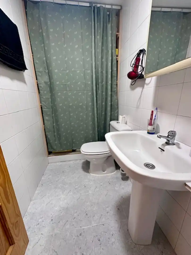 Bathroom of Flat for sale in Marbella  with Air Conditioner and Furnished