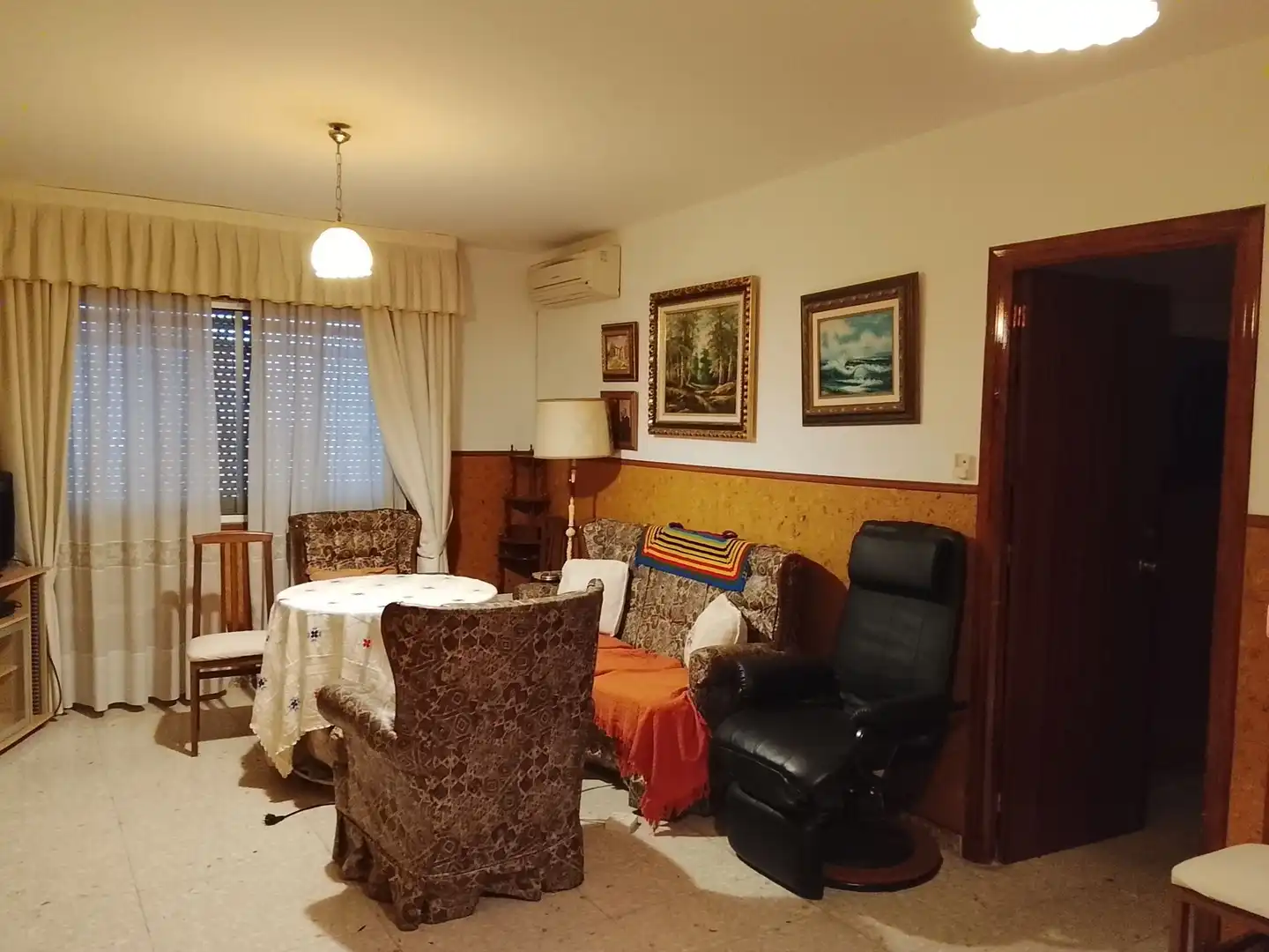 Sala d'estar de Pis en venda en Madrigal de la Vera amb Aire condicionat i Traster