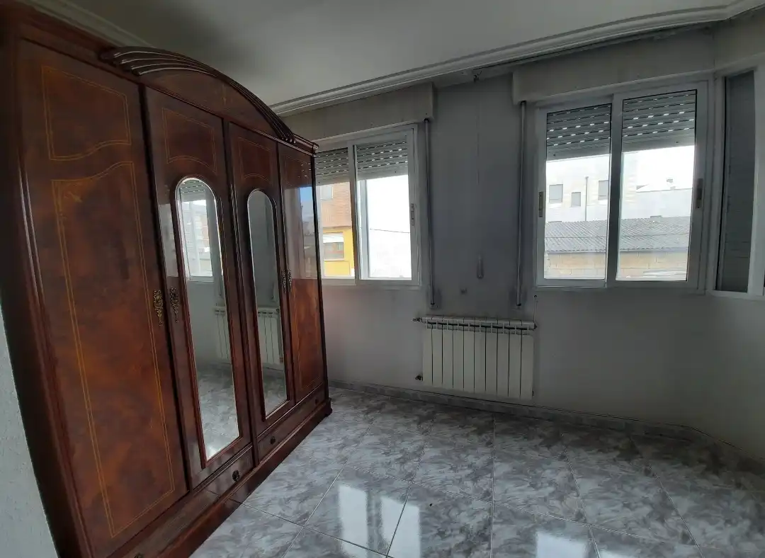 Habitación de Piso en venta en Ponferrada con Terraza, Trastero y Amueblado