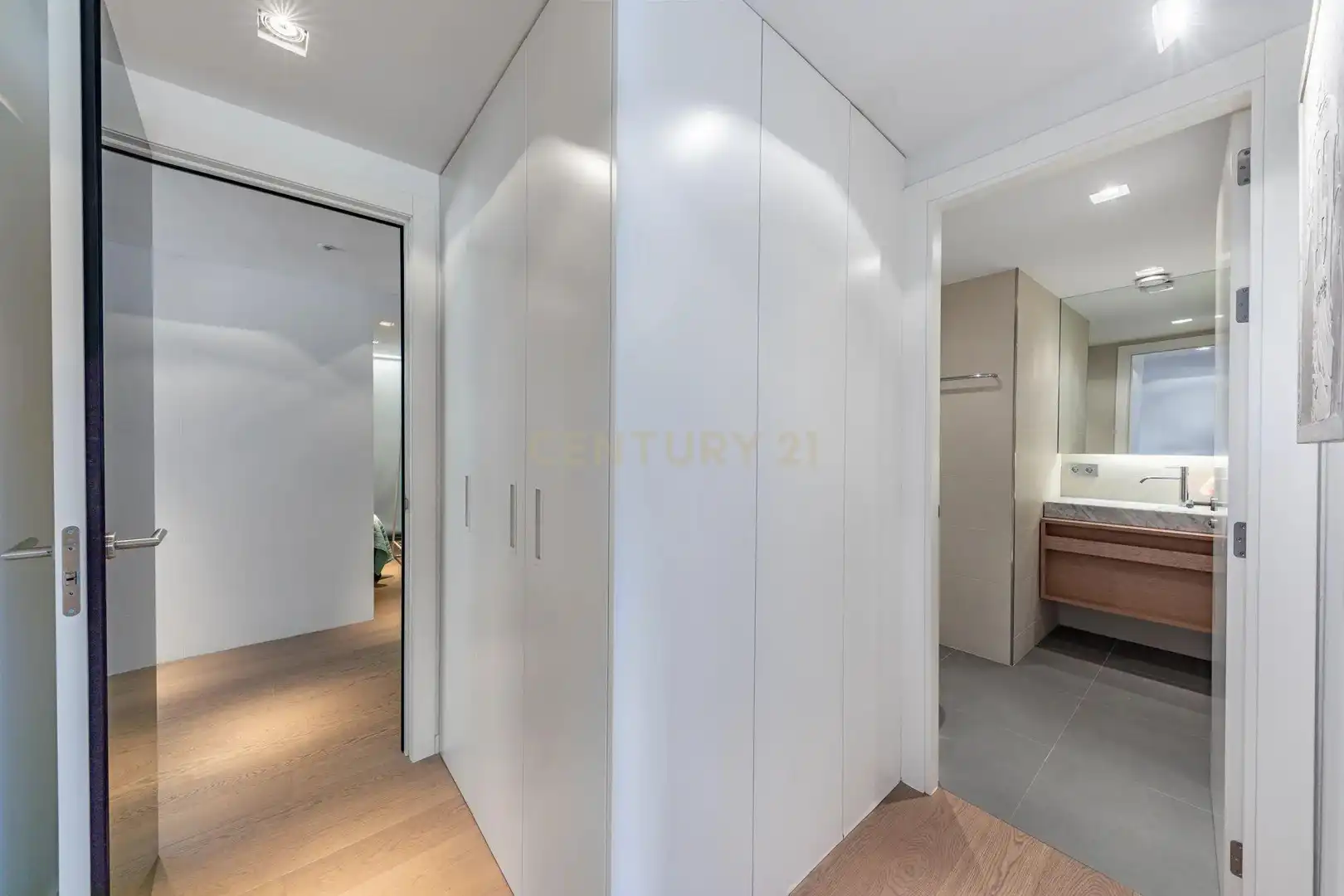 Apartments for rent in Barcelona  with Air Conditioner, Swimming Pool and Oven