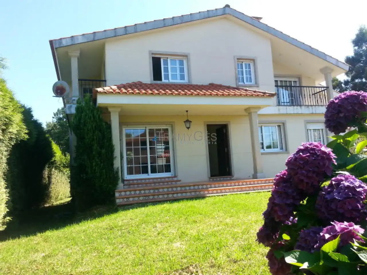 Xalet amb jardí en venda a Rotea n 46 B - Amorín