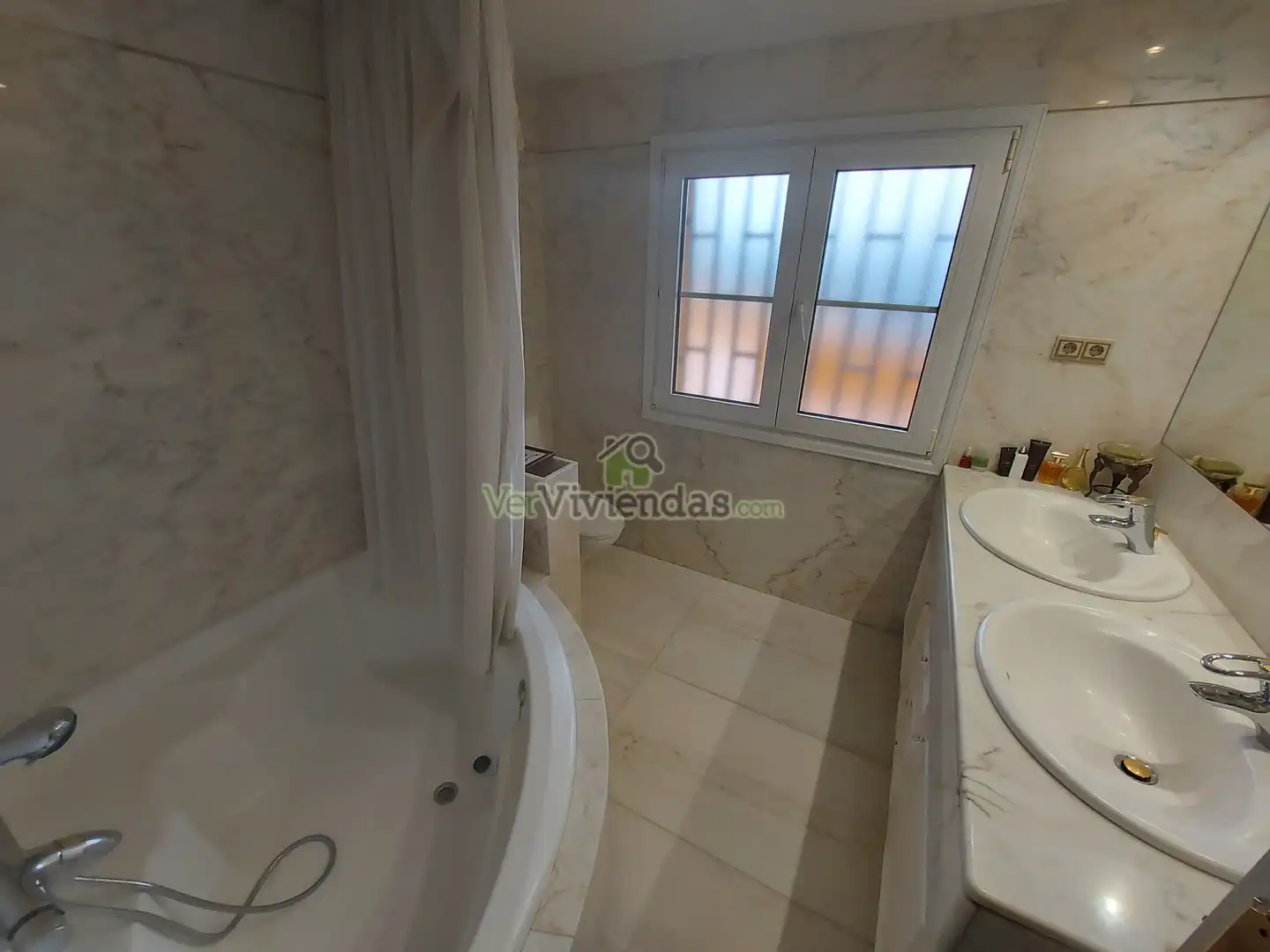 Casa o chalet en venta en N/A, -1, Torrelles de Llobregat