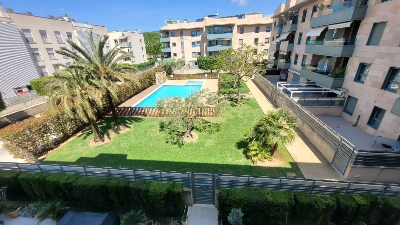 Piscina de Apartament en venda en  Palma de Mallorca amb Traster, Piscina i Piscina comunitària