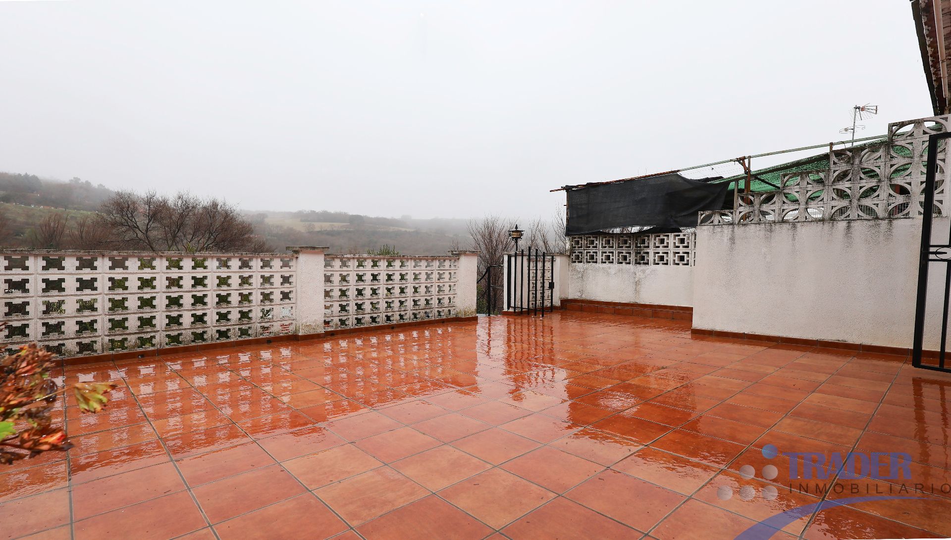 Terrassa de Casa adosada en venda en Los Santos de la Humosa amb Jardí privat, Terrassa i Traster