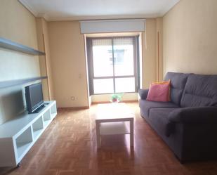 Living room of Flat to rent in  Madrid Capital  with Air Conditioner