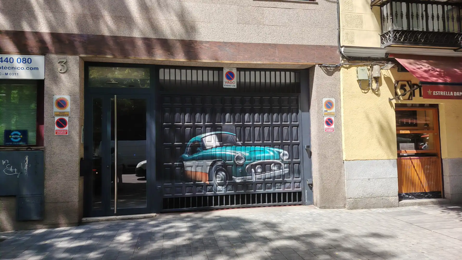 Individual amb ascensor en venda a Calle de Trafalgar 3