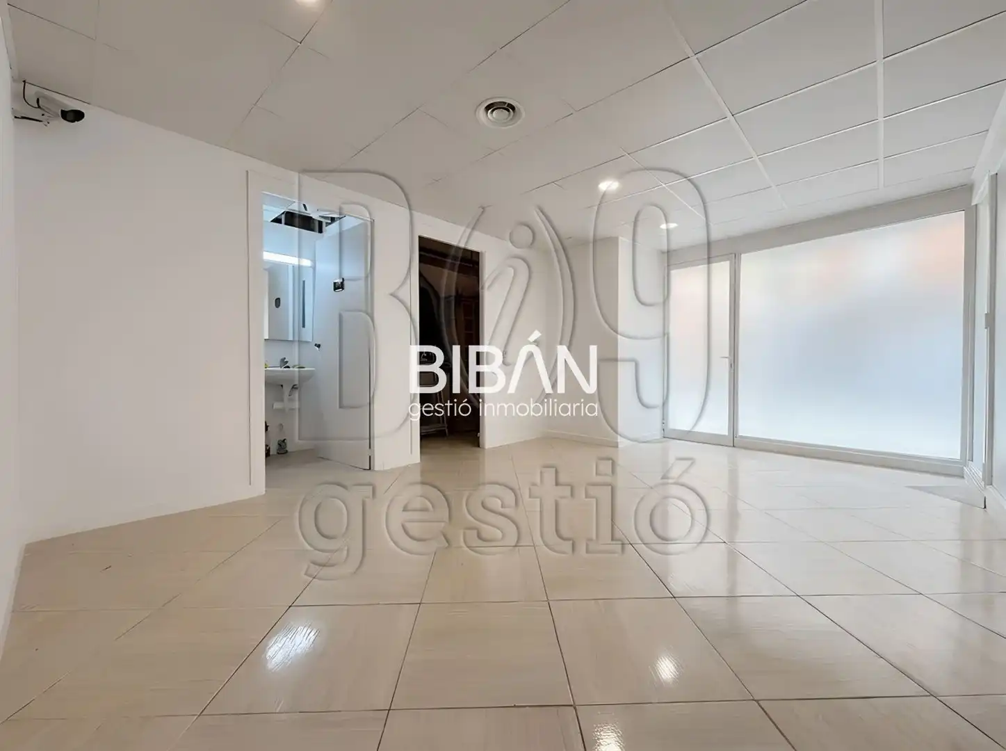 Local en venta en Tarragona con Aire acondicionado