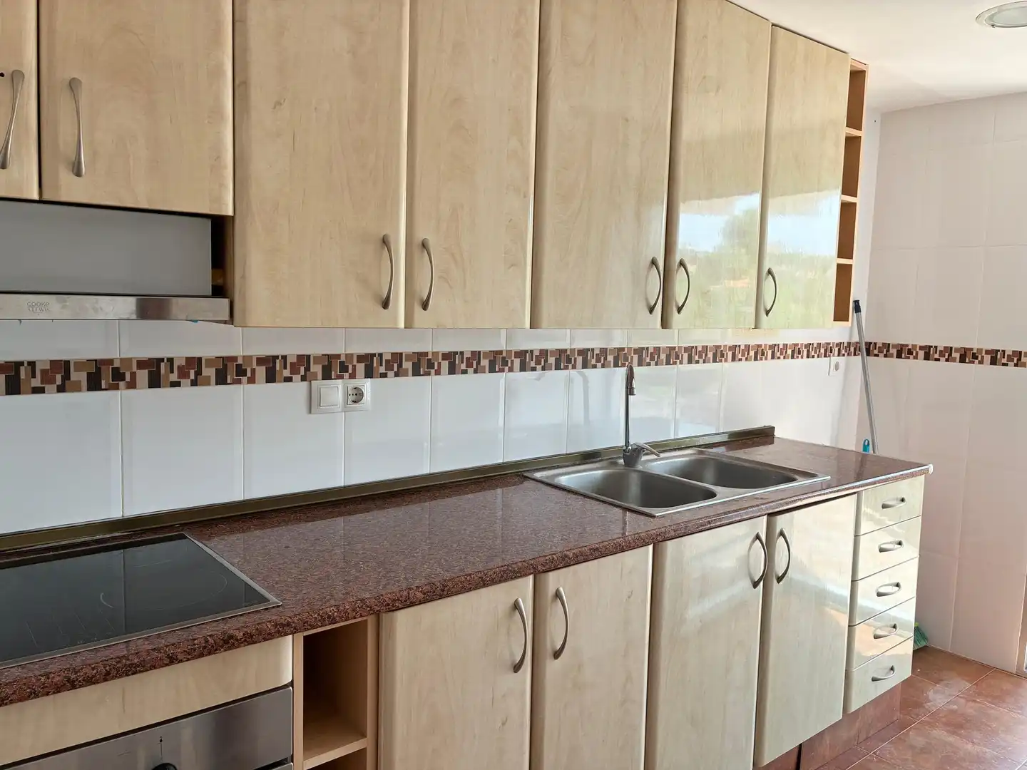 Kitchen of Flat for sale in Chiva  with Heating, Swimming Pool and Balcony