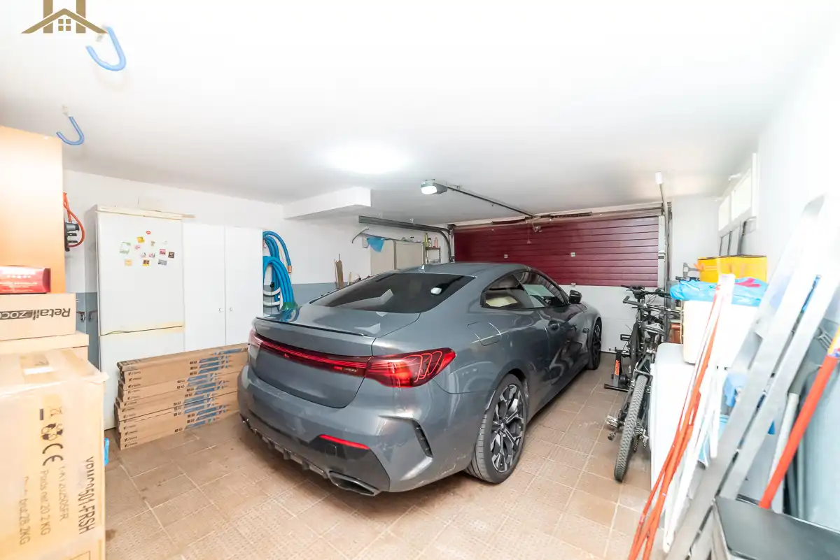 Aparcament de Casa o xalet en venda en Galapagar amb Aire condicionat, Calefacció i Piscina