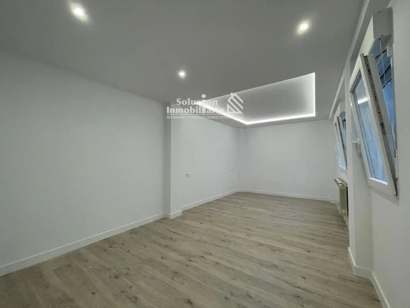Wohnung zum Verkauf in Salamanca mit Heizung, Terrasse und Balkon
