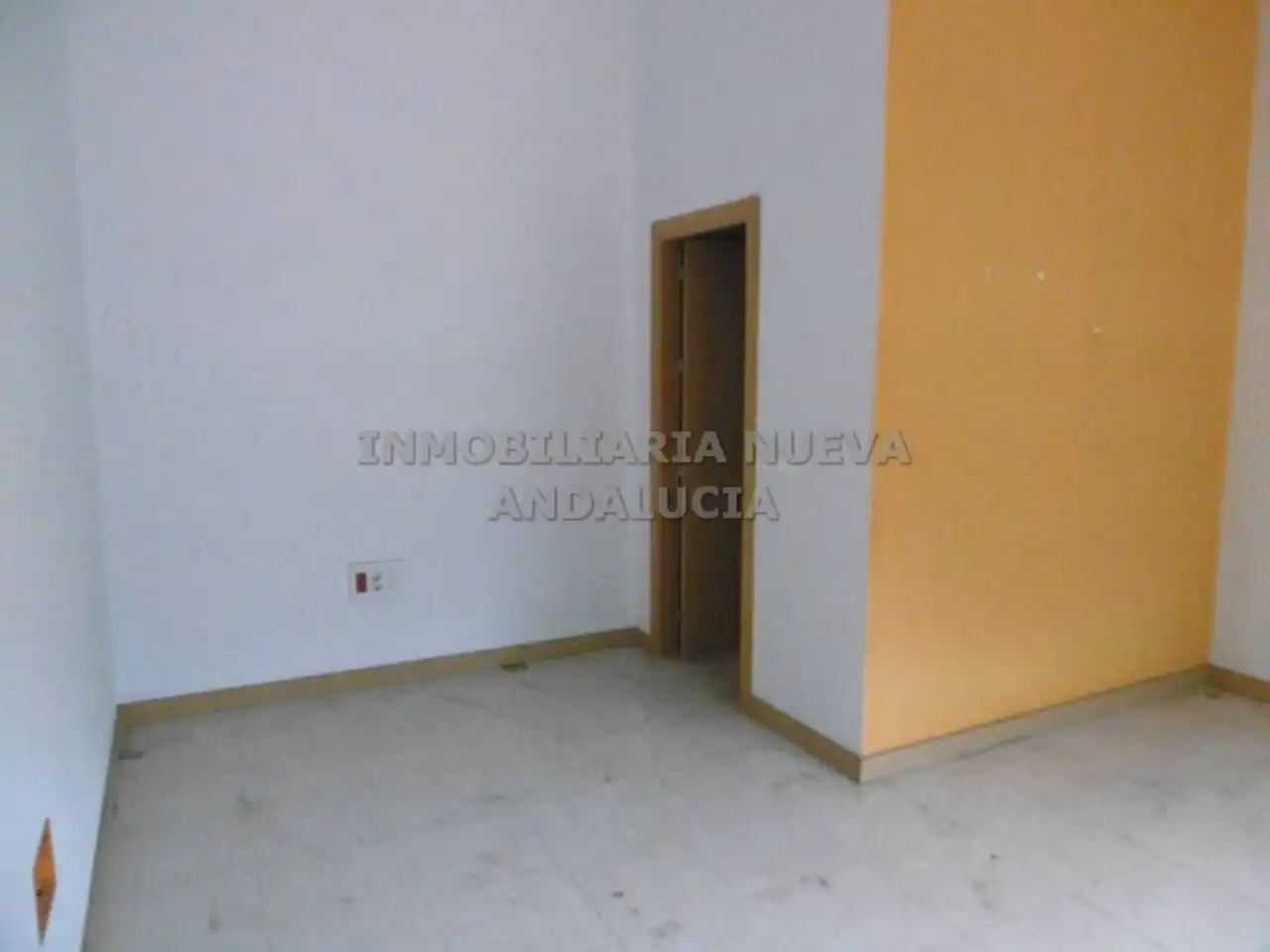 Local comercial de lloguer a San Luis, imagen 4