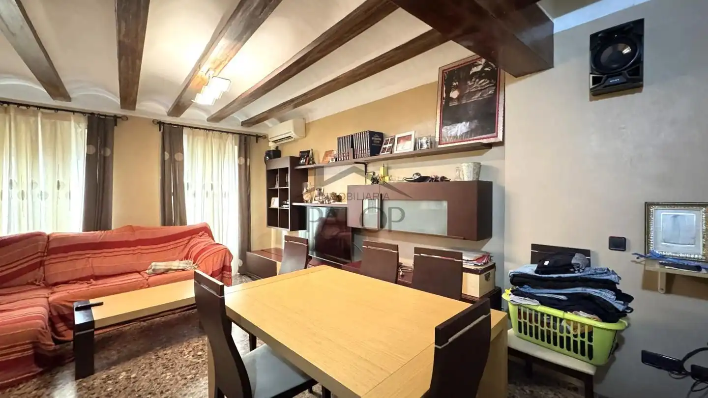 Sala d'estar de Casa o xalet en venda en Carcaixent amb Aire condicionat, Terrassa i Traster