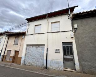 Vista exterior de Casa adosada en venda en Valencia de Don Juan