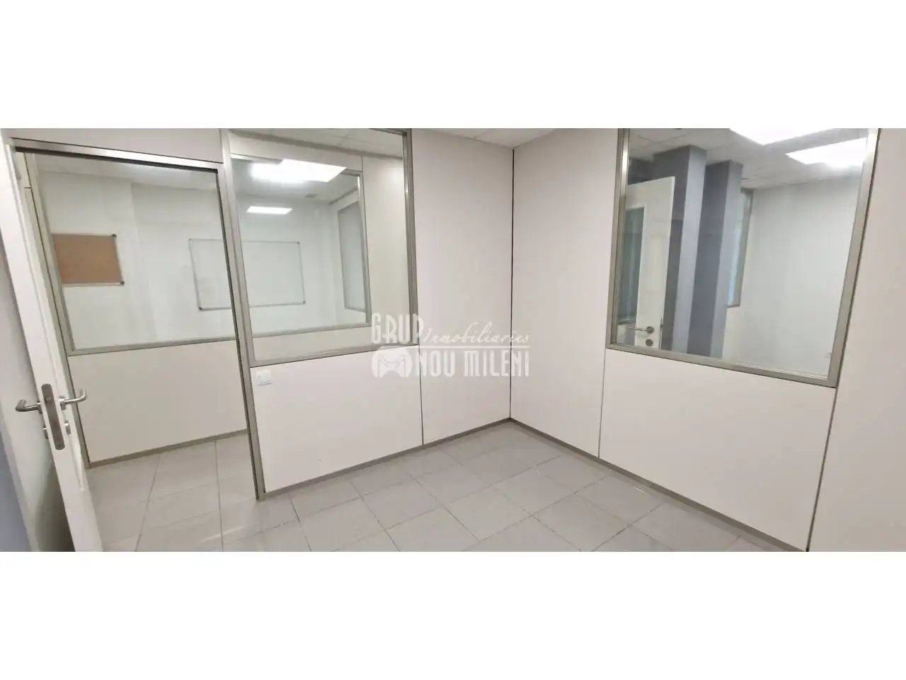Commercial properties for rent in Catarroja  with Air Conditioner