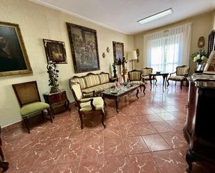 Sala d'estar de Pis en venda en  Sevilla Capital amb Aire condicionat