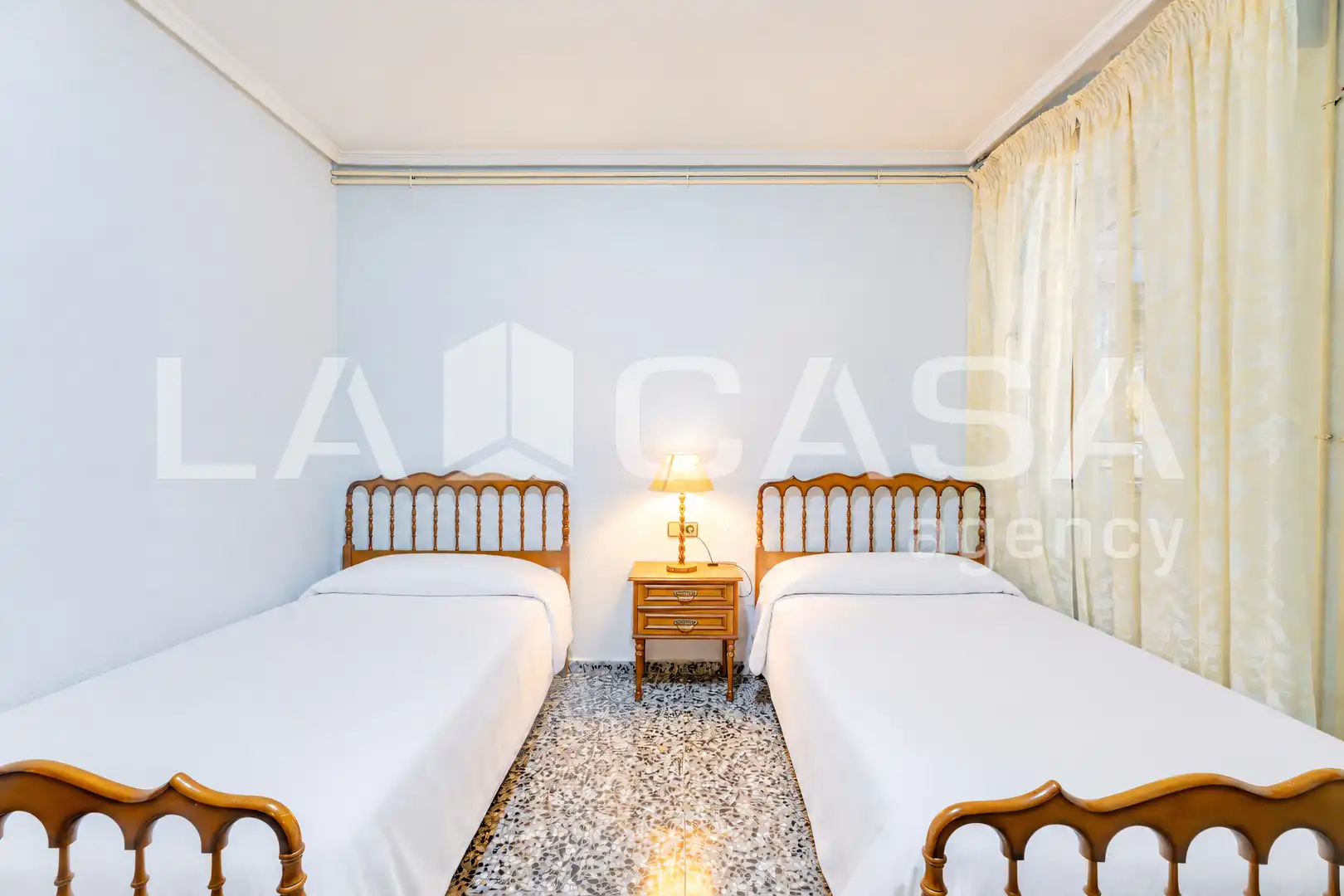 Bedroom of Flat for sale in Valencia  with Heating and Balcony